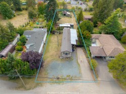 5686 Beaver Creek Rd Port Alberni, BC V9Y 4Z9