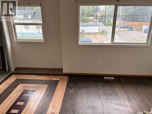 1210 14Th Avenue, Regina, SK 