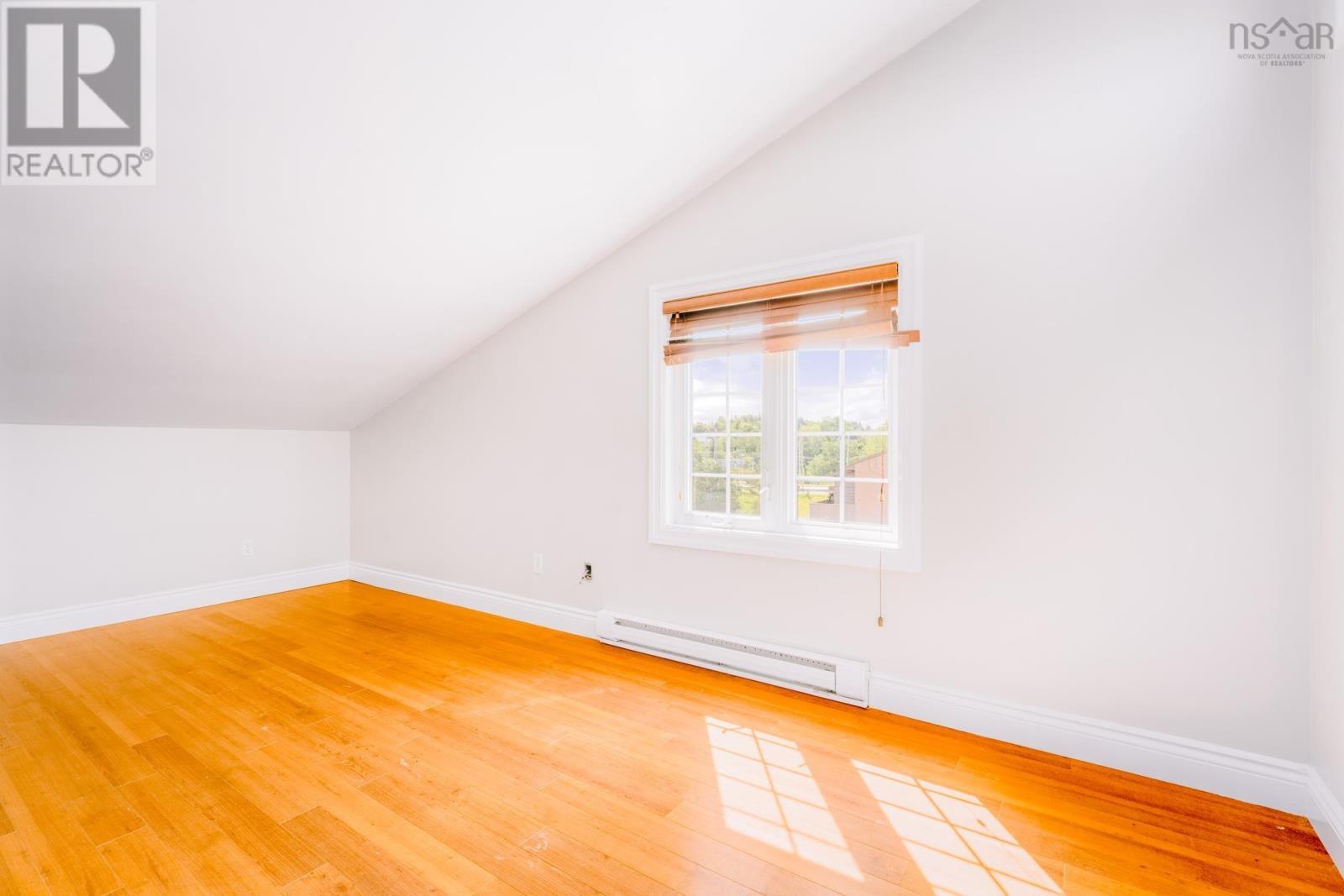 4 Rose Way, Dartmouth, NS