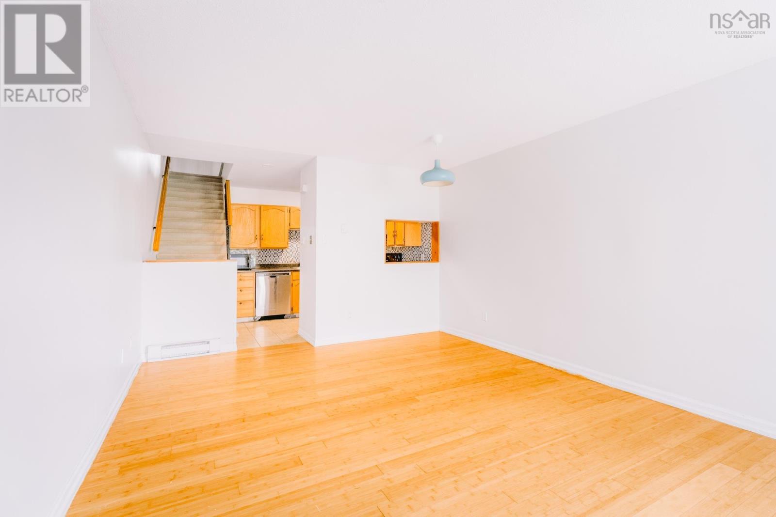 4 Rose Way, Dartmouth, NS
