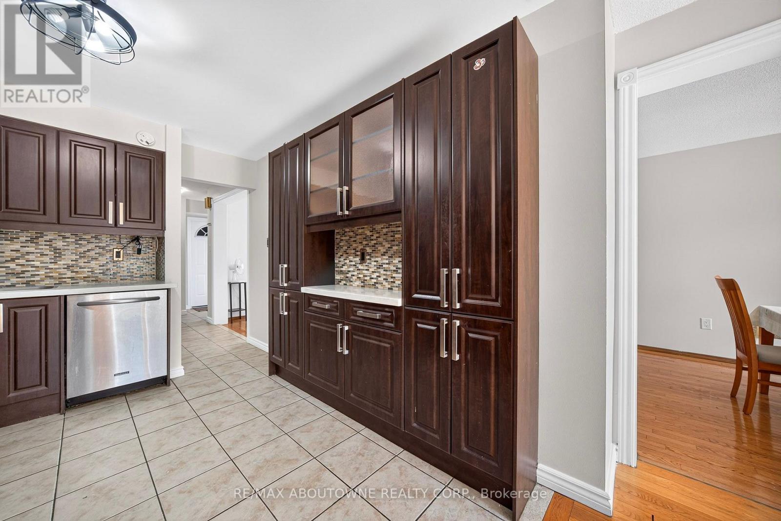 668 Greycedar Crescent, Mississauga, ON