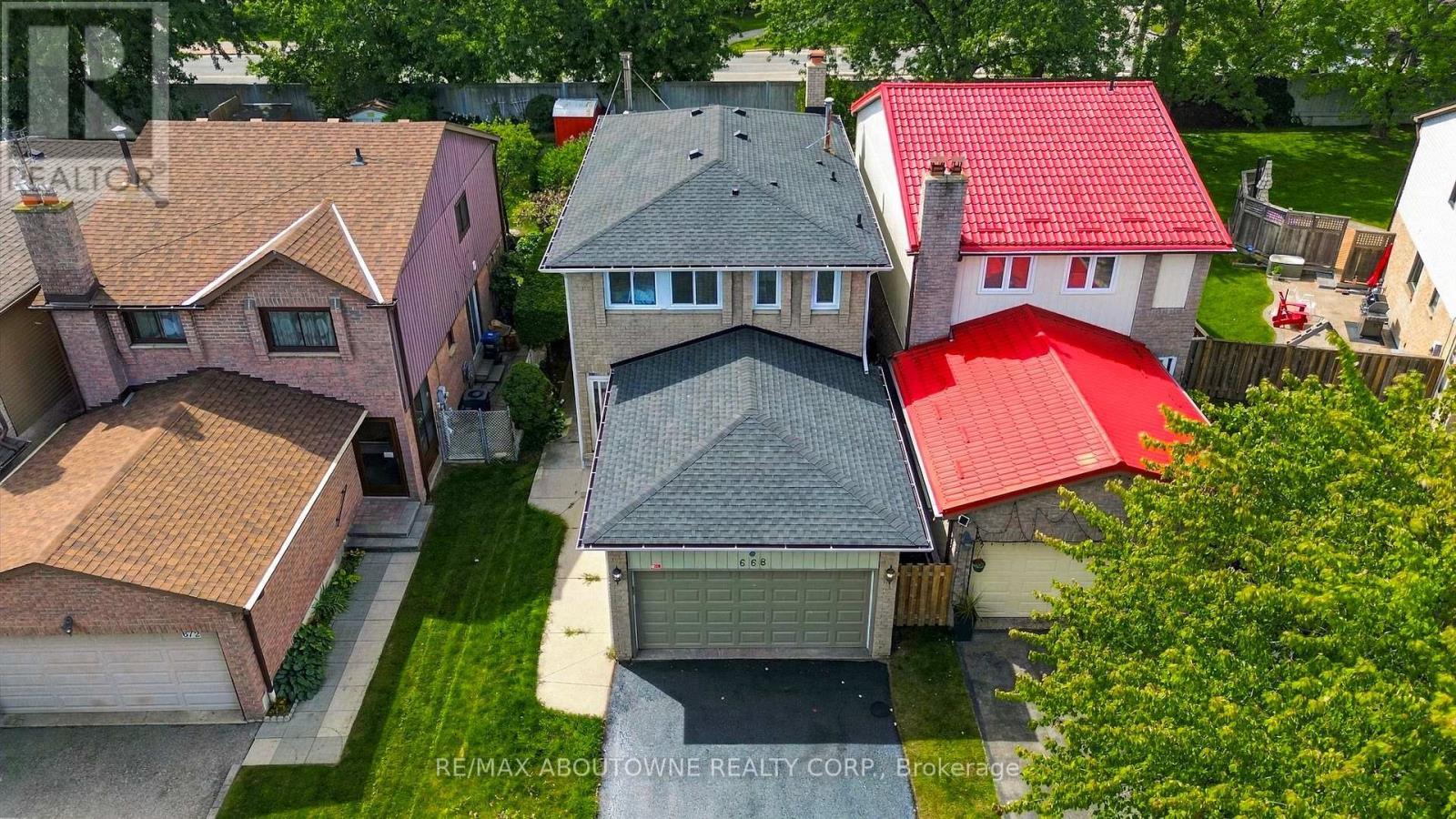 668 Greycedar Crescent, Mississauga, ON