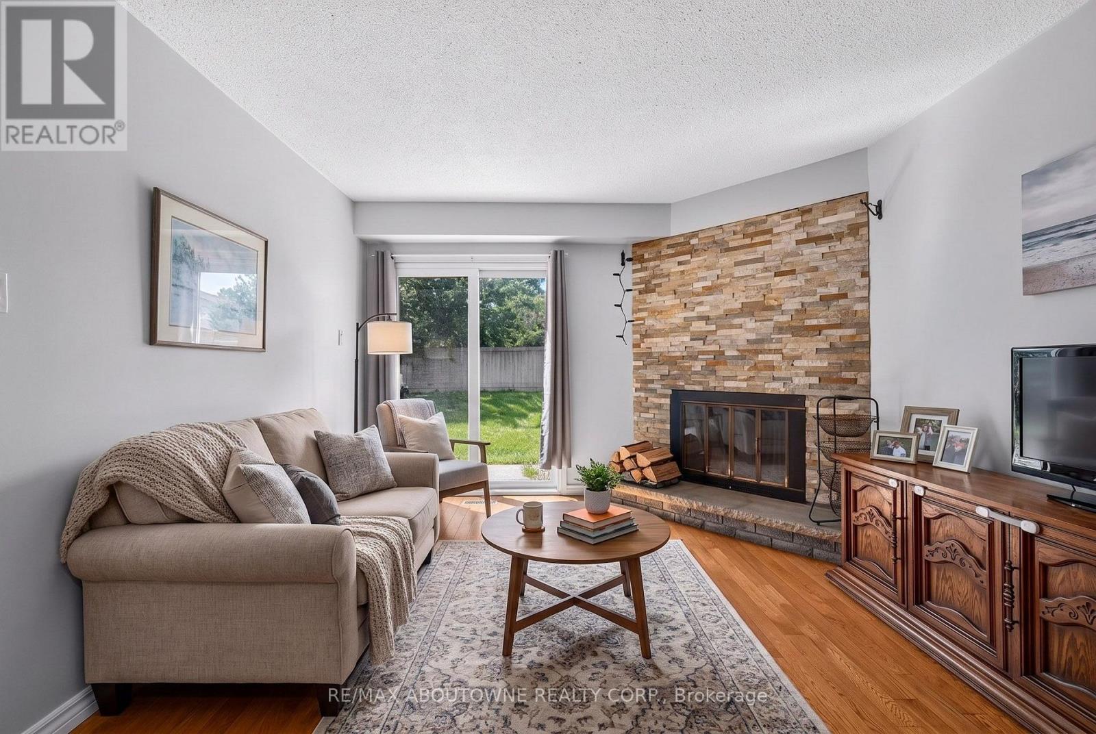 668 Greycedar Crescent, Mississauga, ON