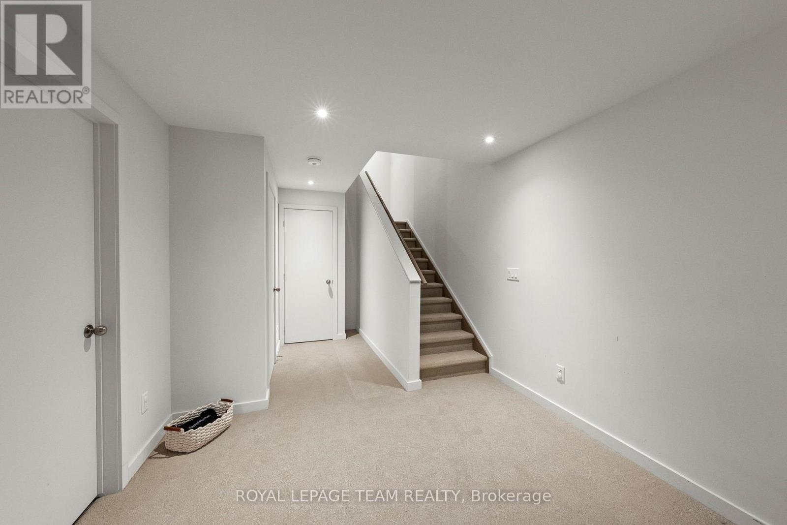 1037 Eider Street, Ottawa, ON