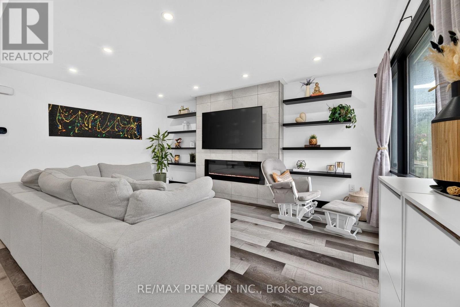 344 Queensdale Avenue, Hamilton, ON
