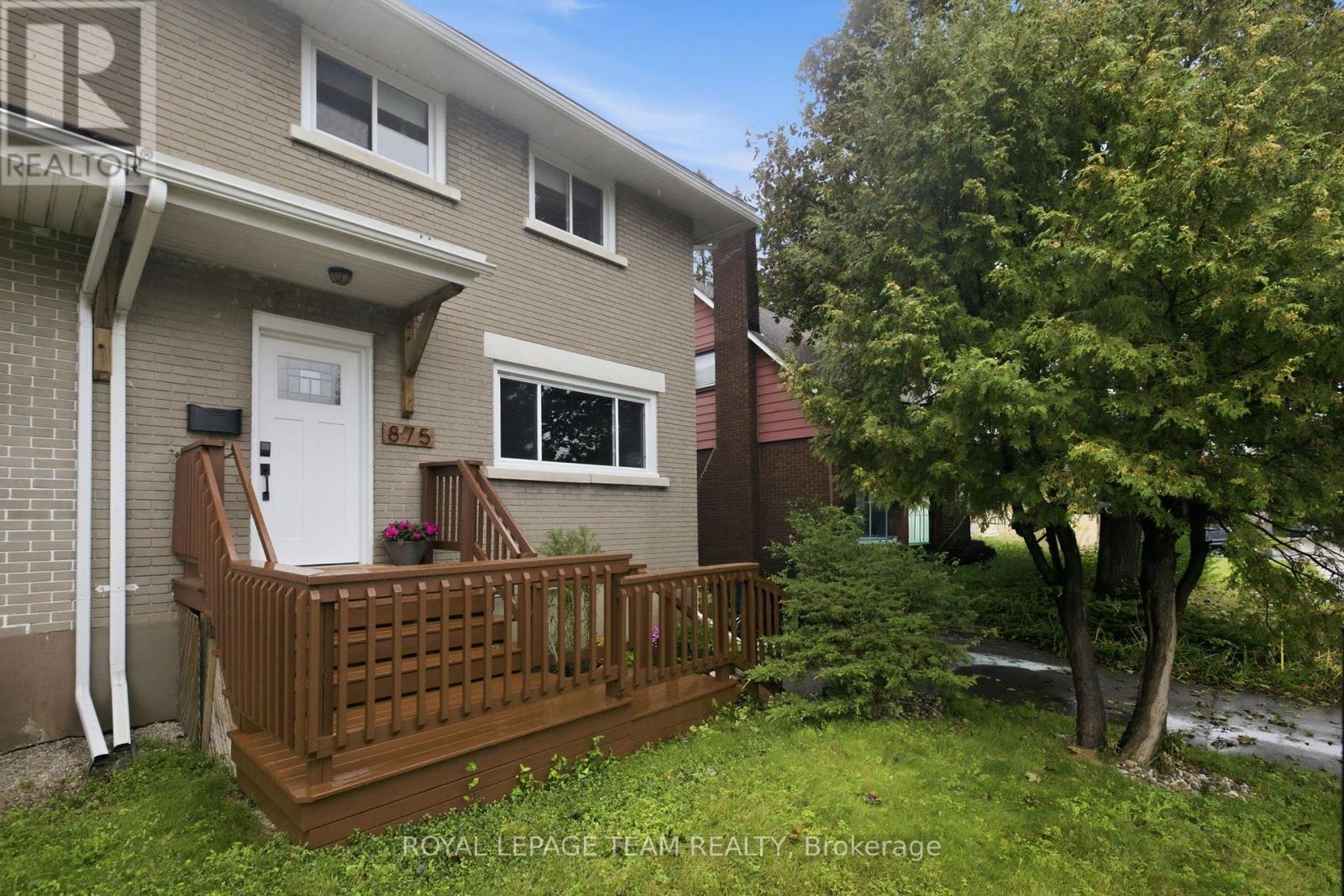 875 Woodroffe Avenue, Ottawa, ON