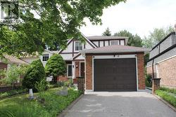6 ABERFELDY CRESCENT Markham, ON L3T 4C2
