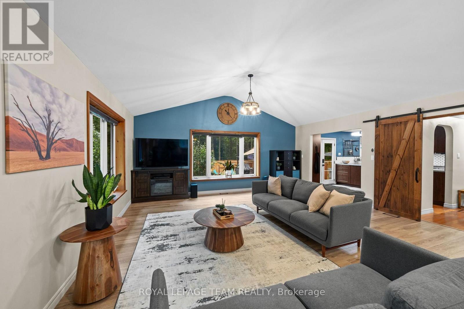 6388 Third Line Road, Ottawa, ON