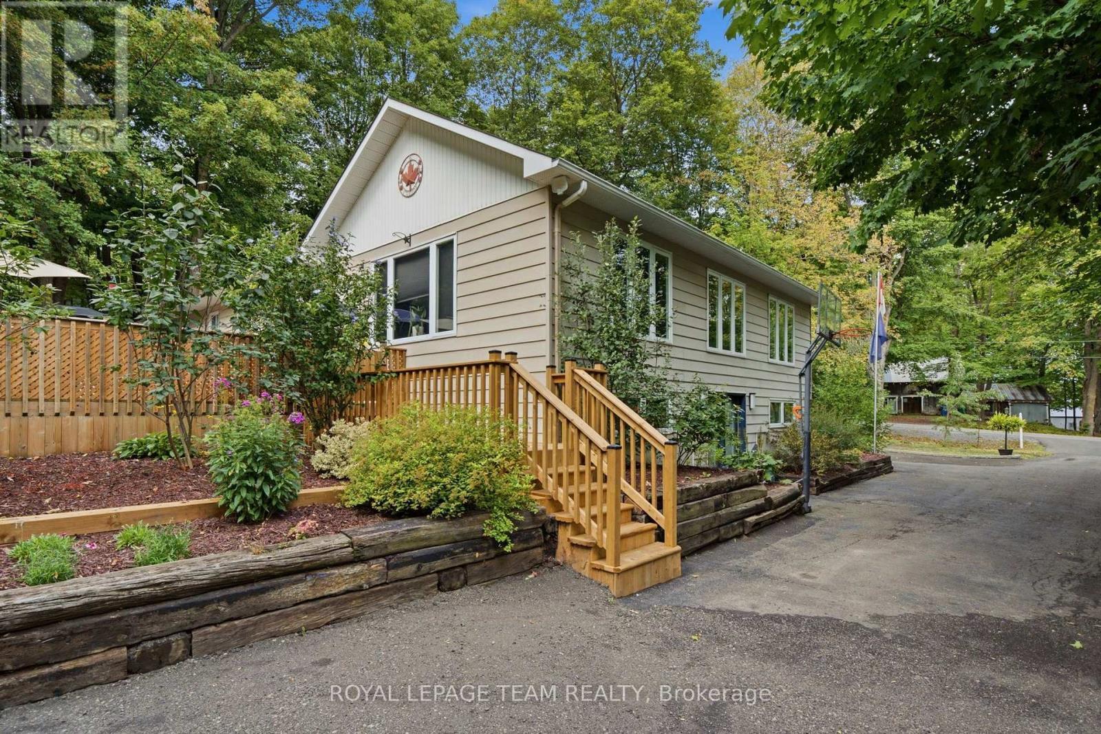 6388 Third Line Road, Ottawa, ON