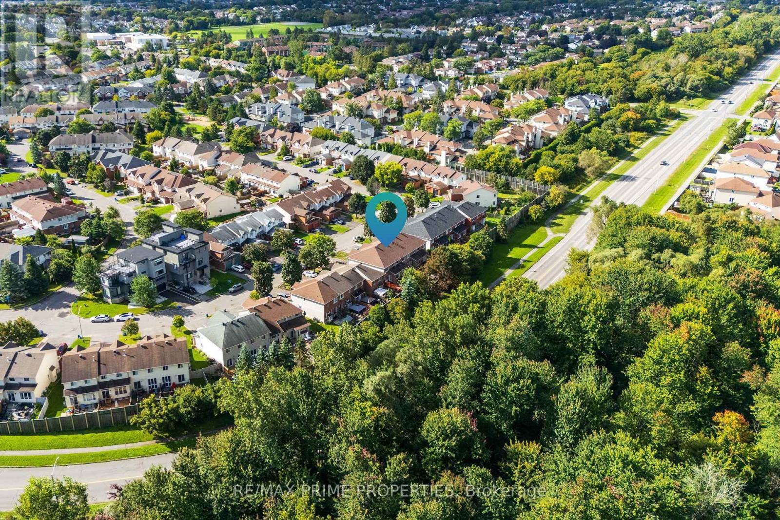33 Inverkip Avenue, Ottawa, ON