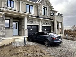 17 - 30 MIA DRIVE  Hamilton, ON L9B 0K1