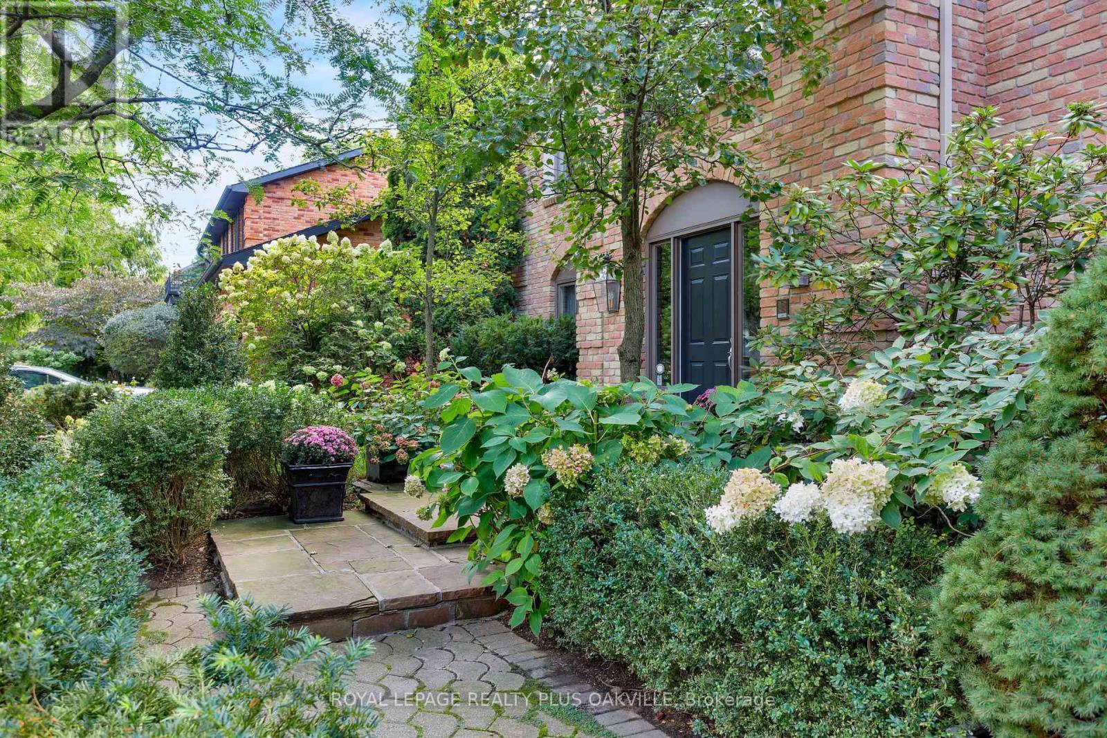 356 Shoreacres Road, Burlington, ON