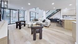 504 - 80 CUMBERLAND STREET Toronto, ON M5R 3V1