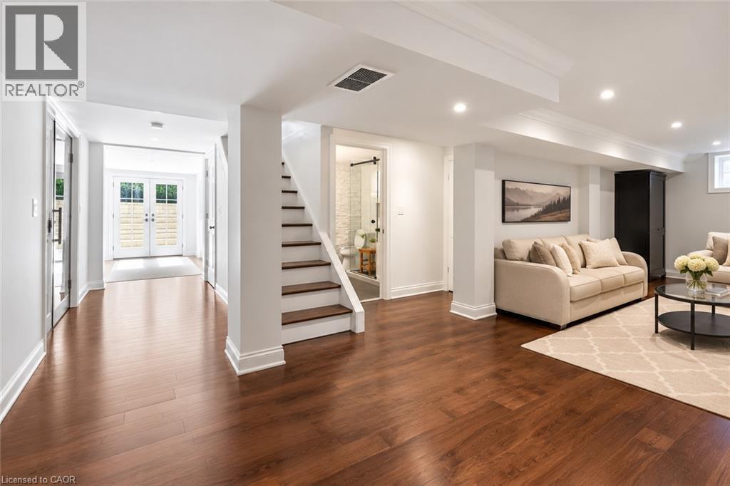 270 Poplar Drive, Burlington, ON
