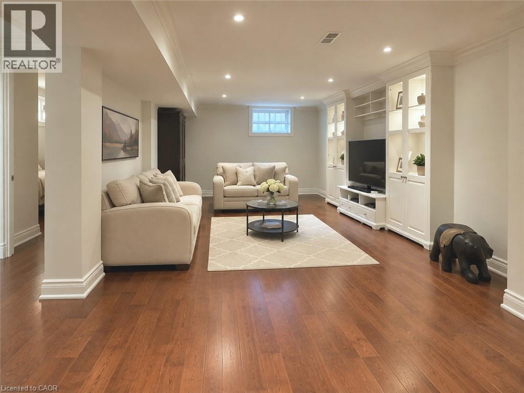 270 Poplar Drive, Burlington, ON