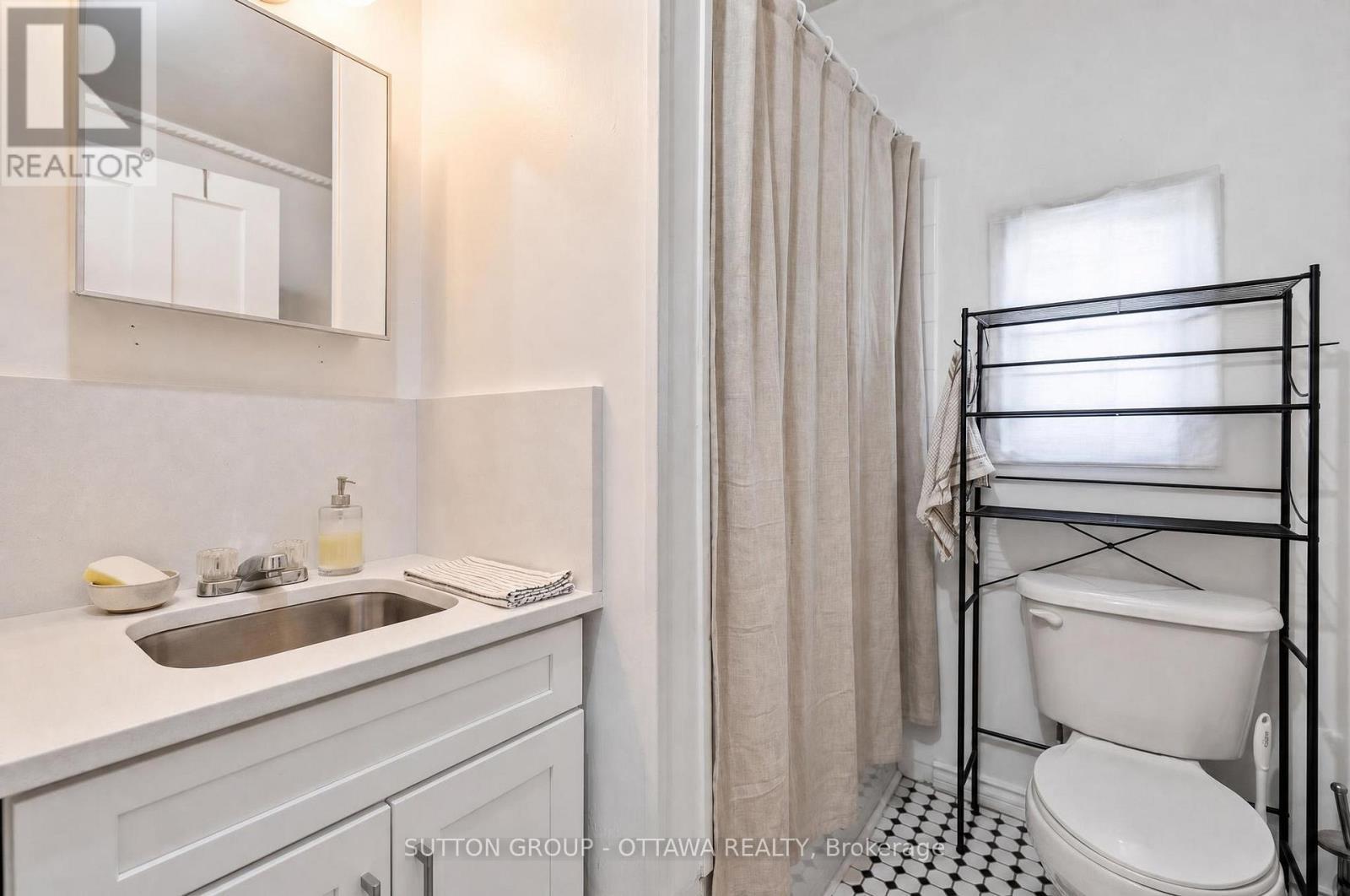 438 Lewis Street, Ottawa, ON