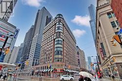 410 - 7 CARLTON STREET Toronto, ON M5B 2M3