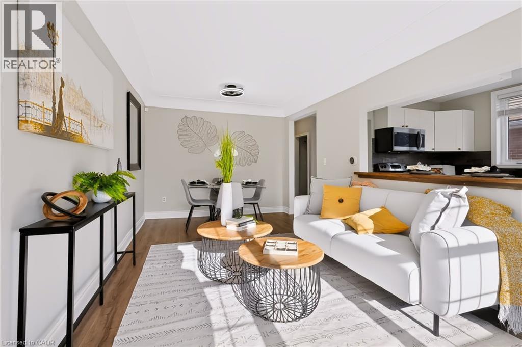 256 East 25Th Street, Hamilton, ON