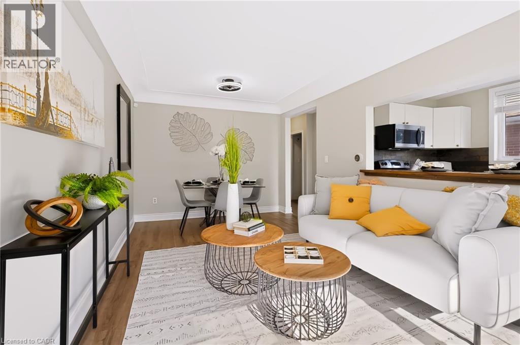 256 East 25Th Street, Hamilton, ON