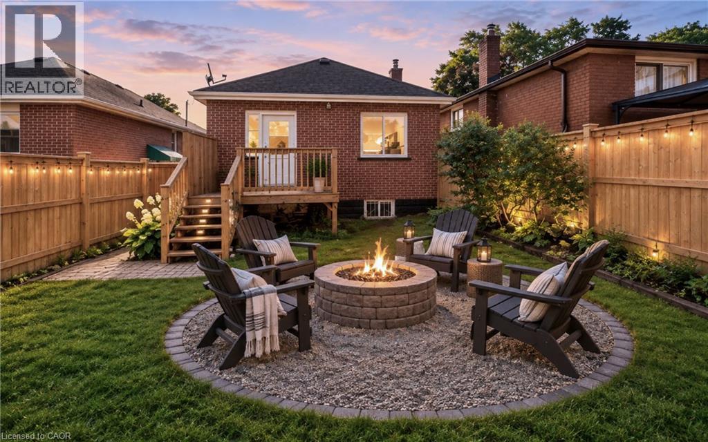 256 East 25Th Street, Hamilton, ON