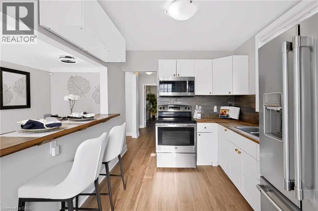 256 East 25Th Street, Hamilton, ON