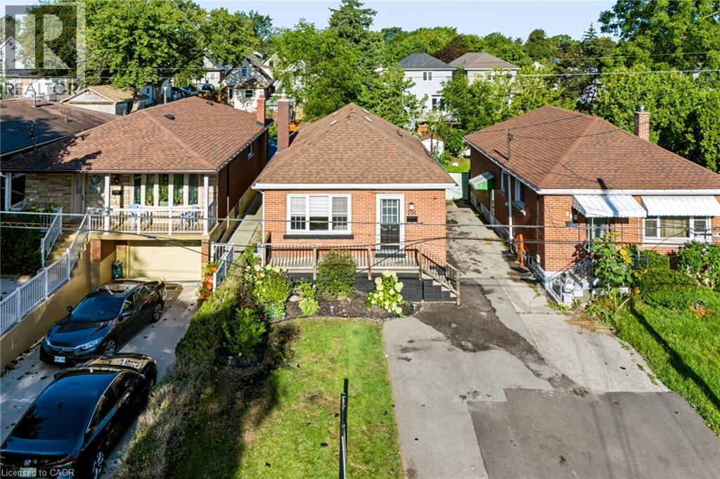 256 East 25Th Street, Hamilton, ON