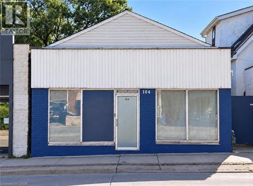 104 Parkdale Avenue N, Hamilton, ON 