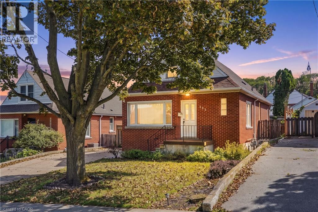 231 Auburn Avenue, Hamilton, ON