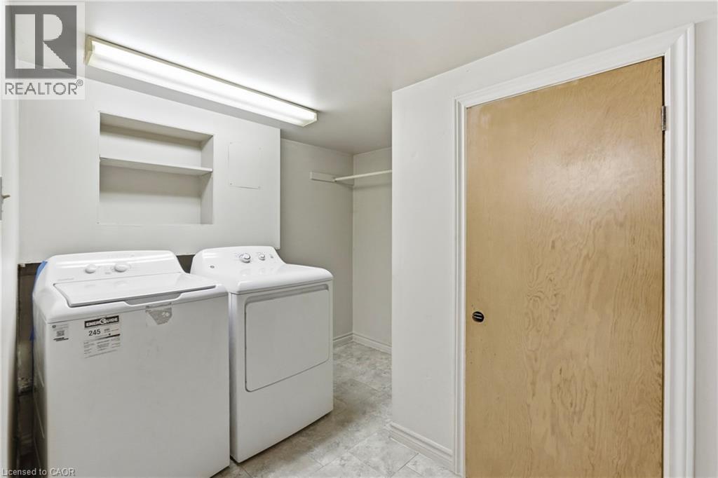 231 Auburn Avenue, Hamilton, ON