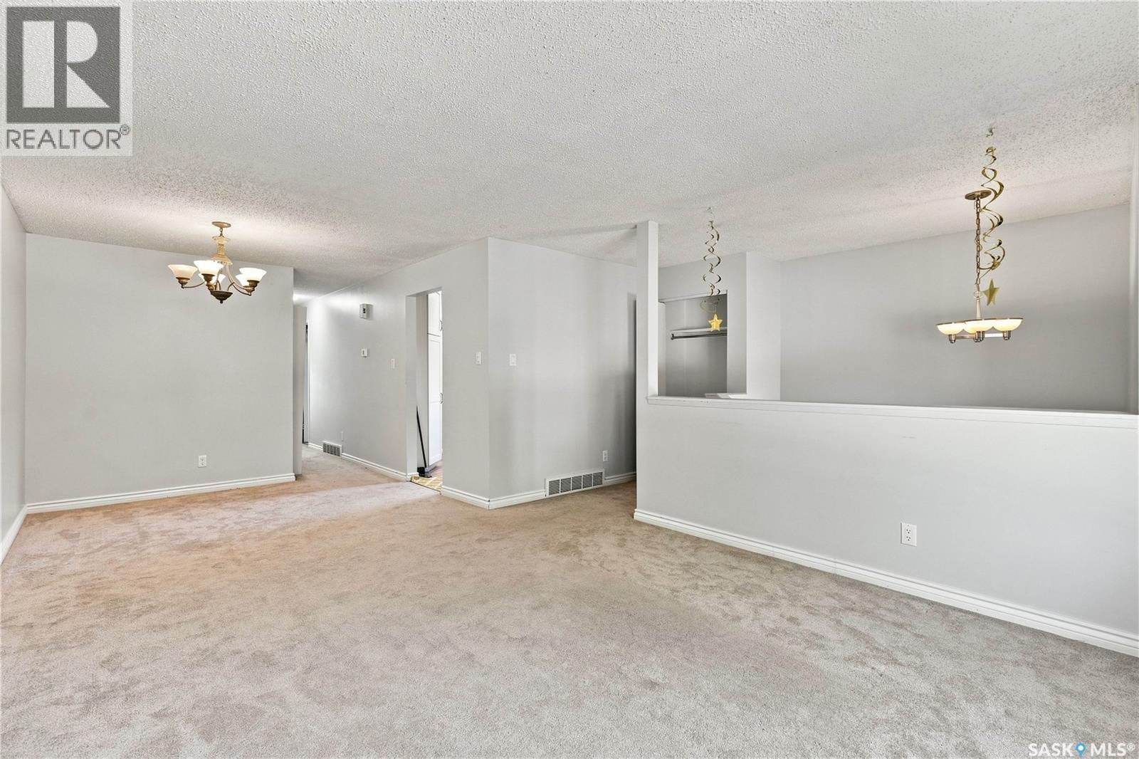 1921 Mckercher Drive, Saskatoon, SK