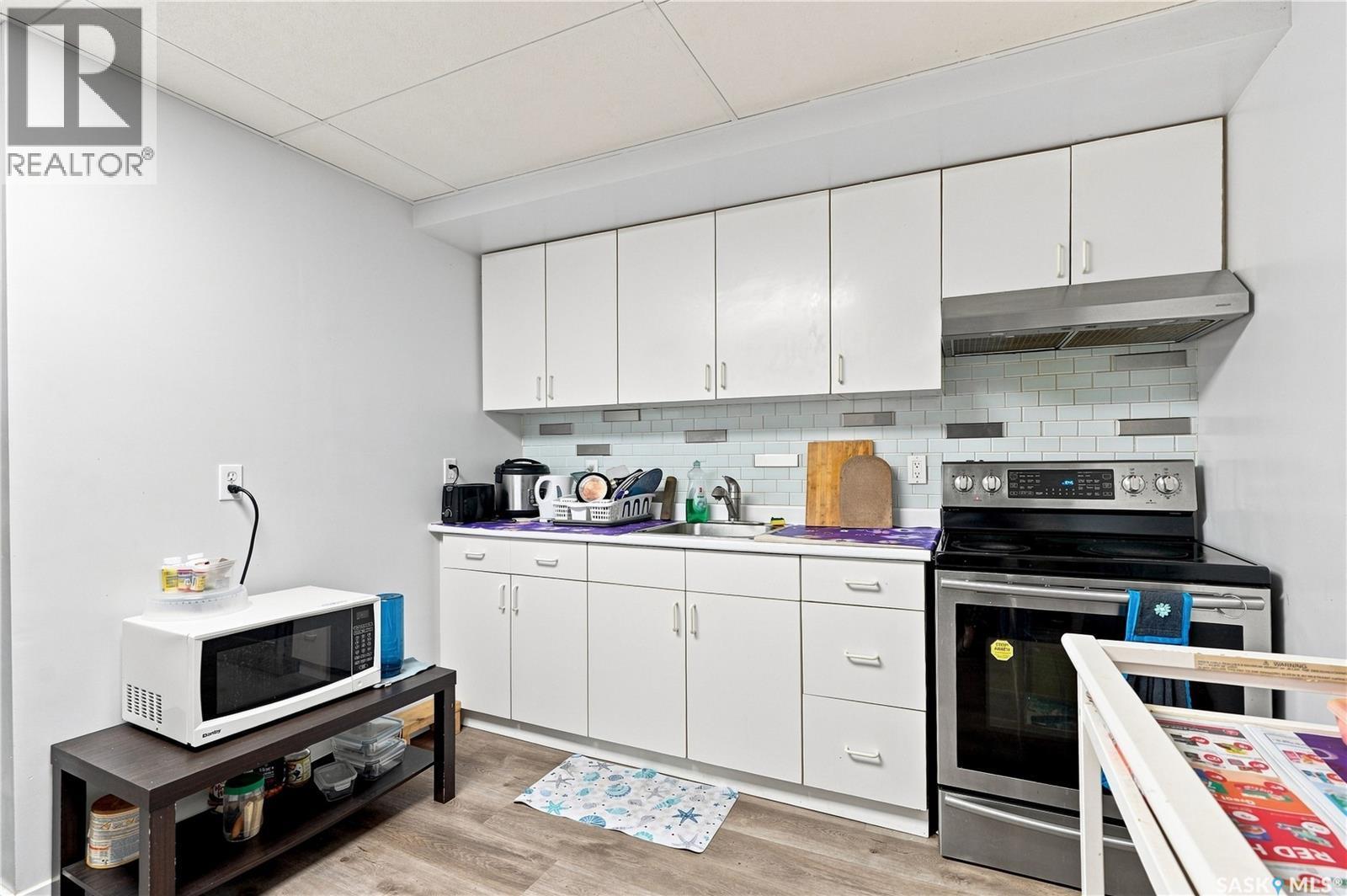 1921 Mckercher Drive, Saskatoon, SK