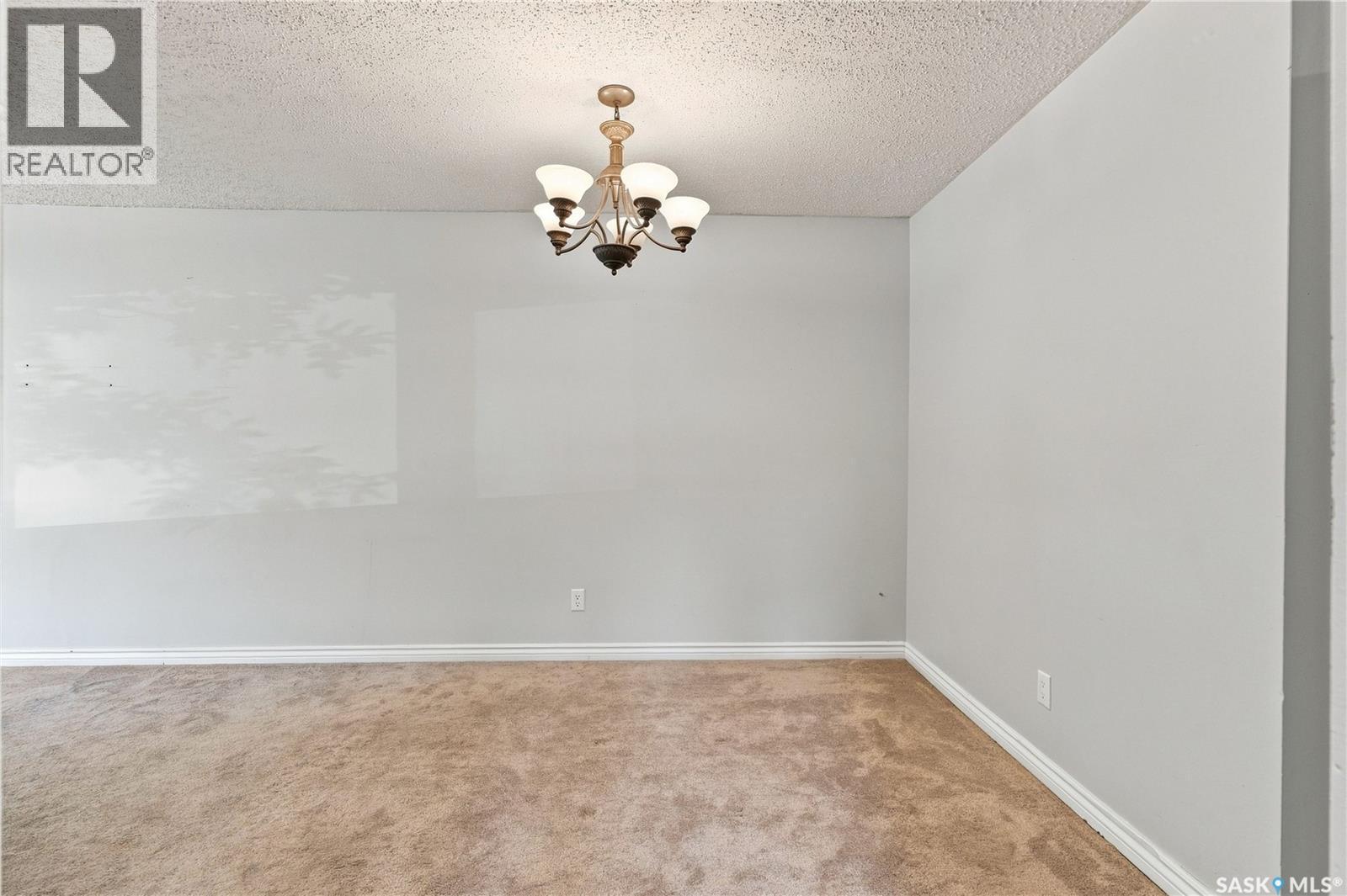 1921 Mckercher Drive, Saskatoon, SK