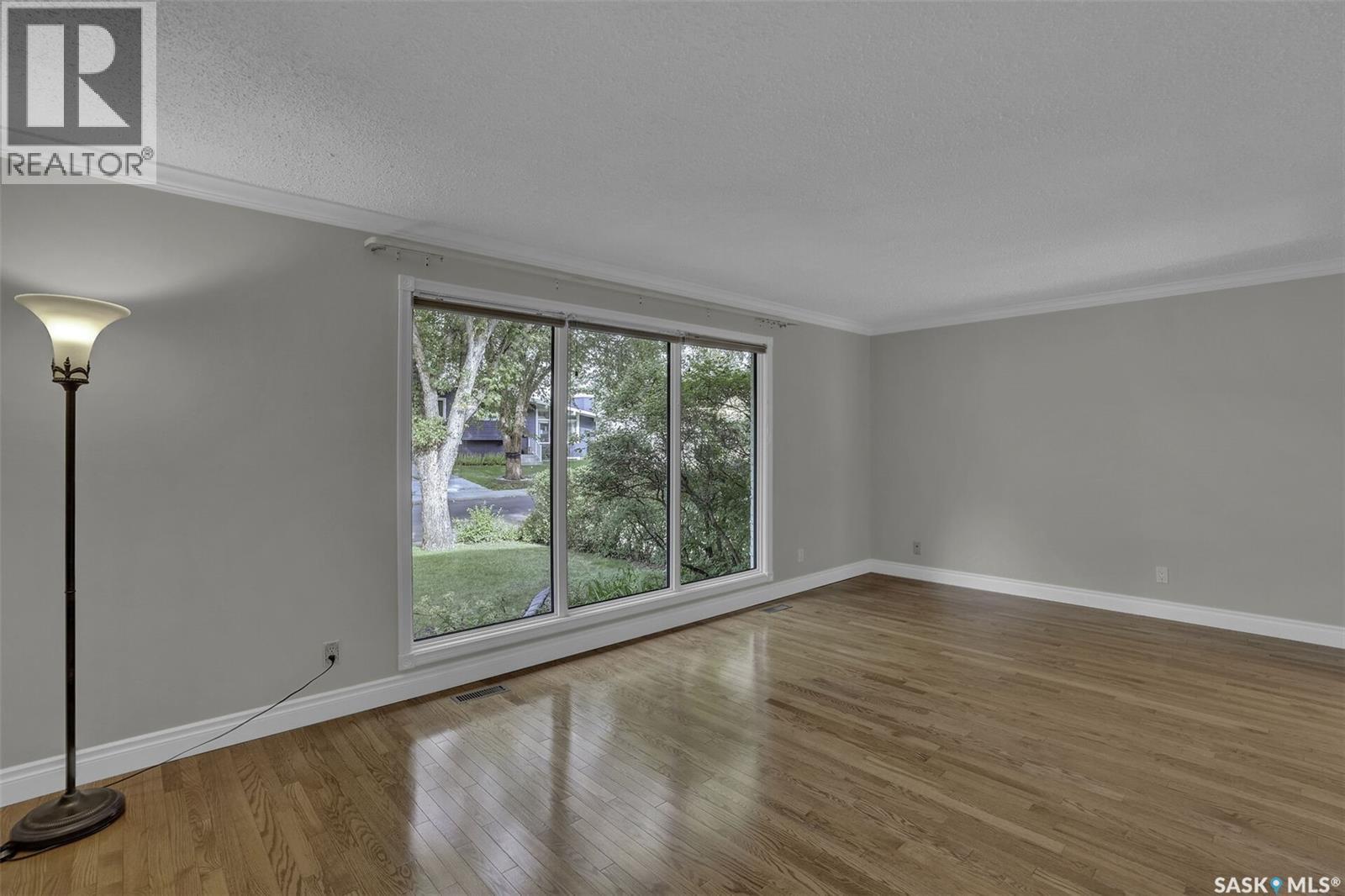 95 Deergrove Crescent, Regina, SK