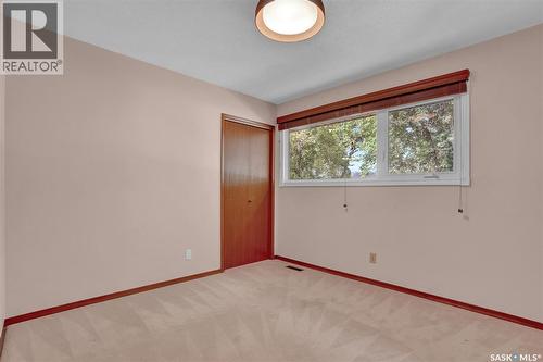 95 Deergrove Crescent, Regina, SK 
