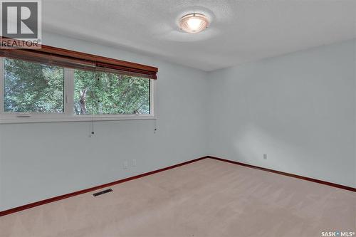 95 Deergrove Crescent, Regina, SK 