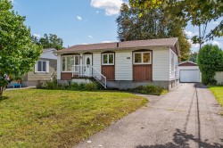 130 Rue Varrin Laval (Sainte-Rose), QC H7L 1T1