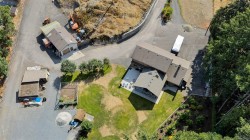 330 Hector Rd Saanich, BC V9E 2C3