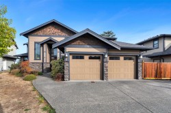 774 Egret Close Langford, BC V9B 0R1