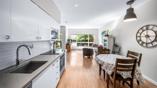 #103-785 Tyee Rd  Victoria, BC V9A 7R5