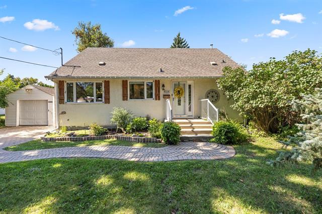 606 Charleswood Rd, Winnipeg, MB