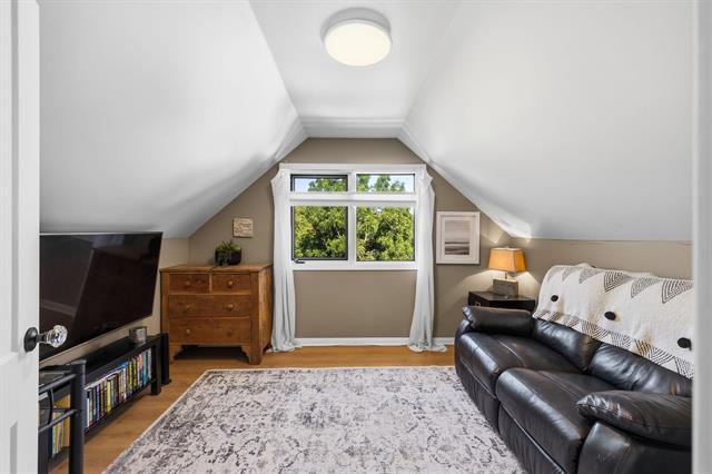 606 Charleswood Rd, Winnipeg, MB