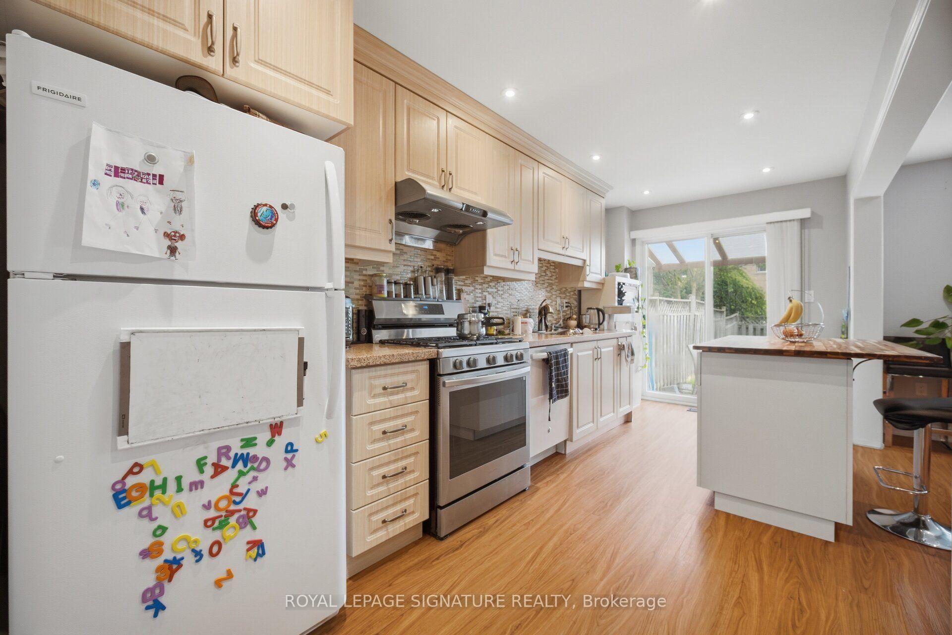 6910 Bansbridge Crescent, Mississauga, ON