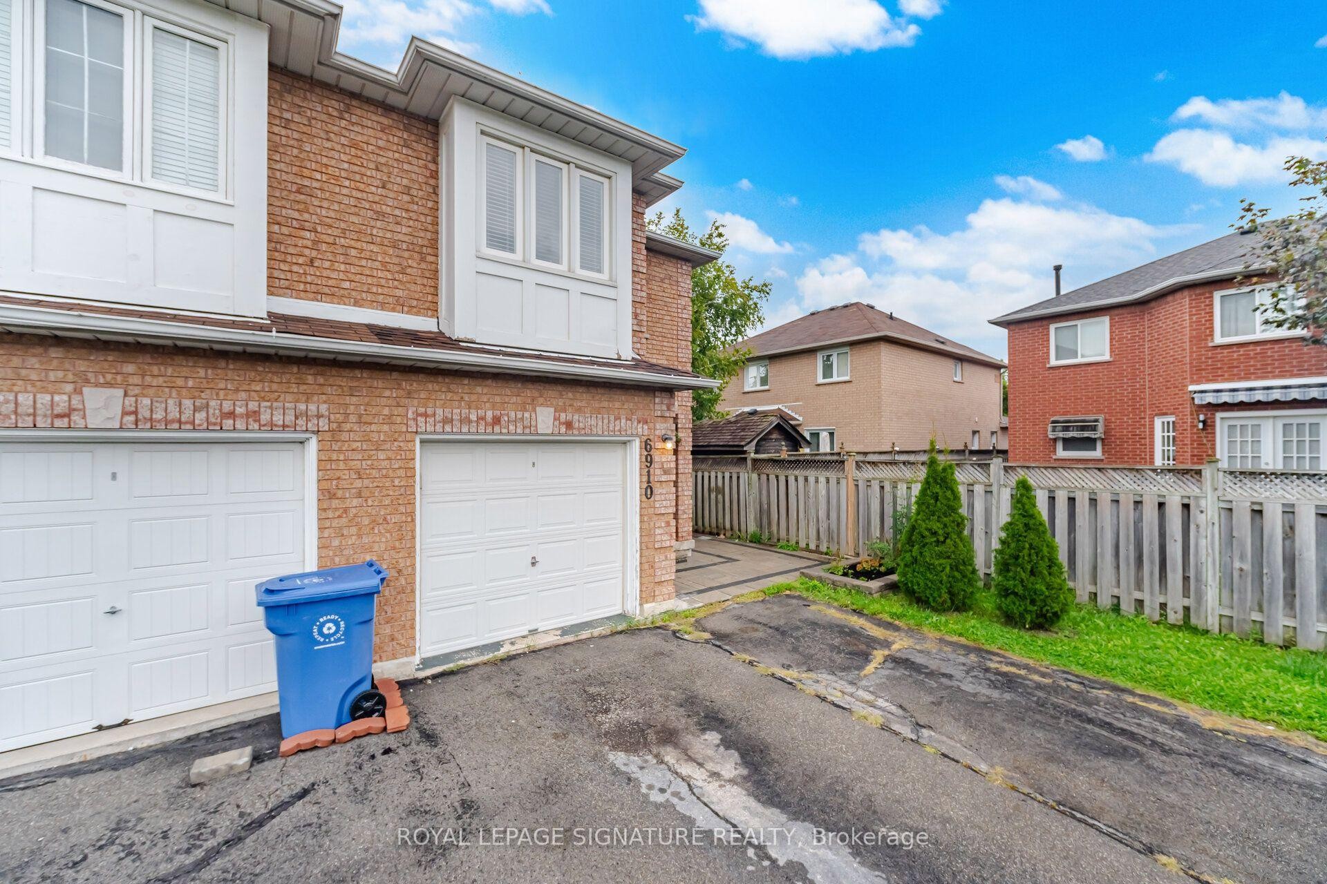 6910 Bansbridge Crescent, Mississauga, ON