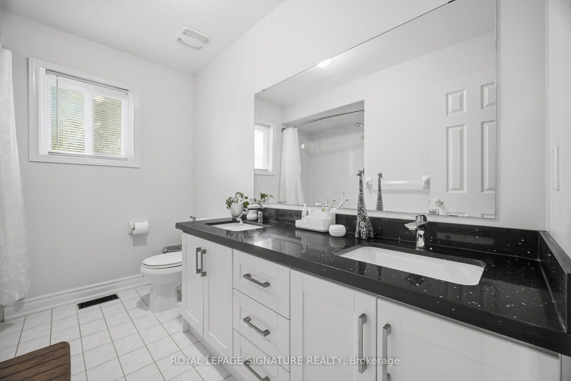 6910 Bansbridge Crescent, Mississauga, ON