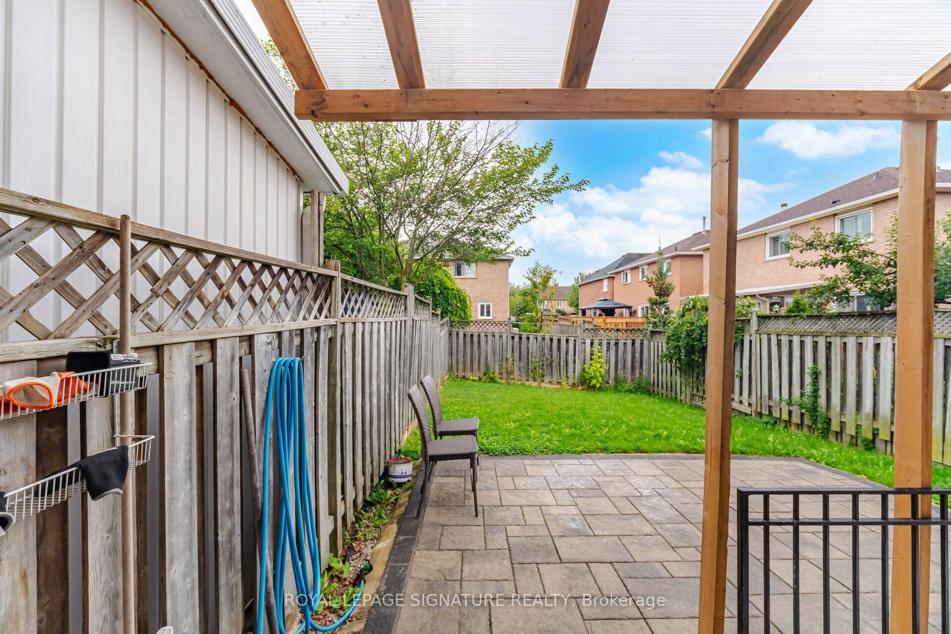6910 Bansbridge Crescent, Mississauga, ON