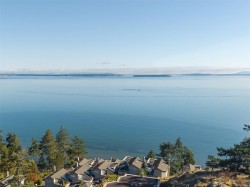 #1-4771 Cordova Bay Rd Saanich, BC V8Y 2J7