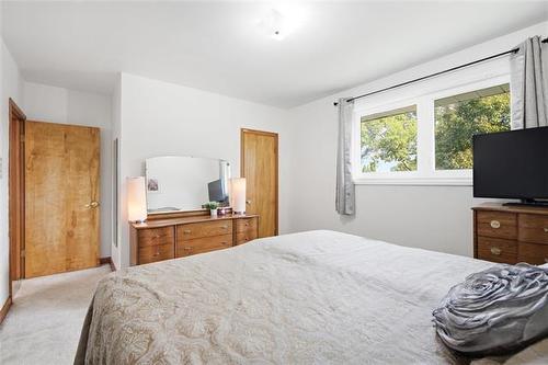 524 Kimberly Ave, Winnipeg, MB 