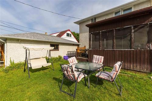 524 Kimberly Ave, Winnipeg, MB 