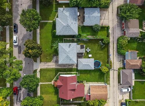 524 Kimberly Ave, Winnipeg, MB 