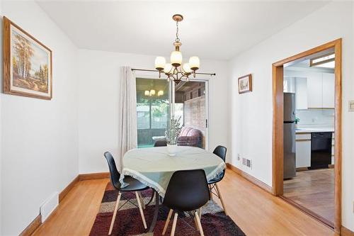 524 Kimberly Ave, Winnipeg, MB 